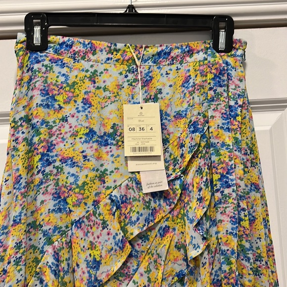BRAND NEW MONSOON SKIRT. US size 4. Perfect condition. Floral print maxi skirt. - Picture 4 of 5